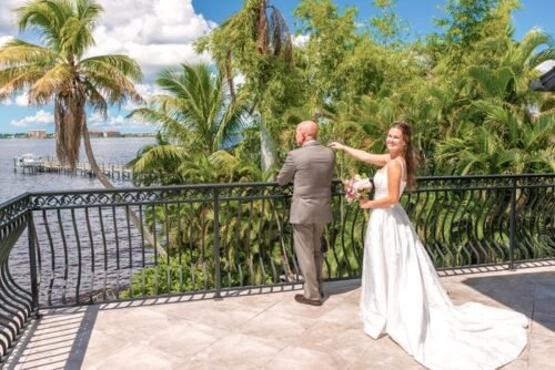 elopement on the Caloosahatchee river